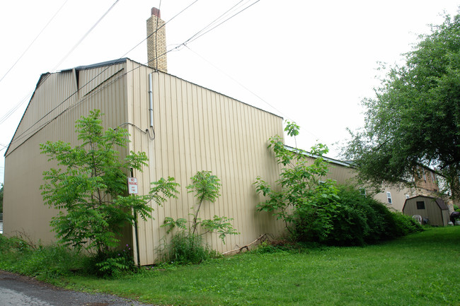 318 Turnpike Ave in Clearfield, PA - Building Photo - Building Photo