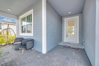 10142 SW Orana Dr in Port St. Lucie, FL - Building Photo - Building Photo