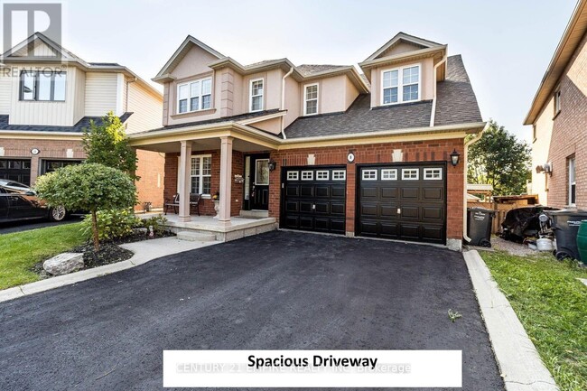 8 Sunnybrook Crescent