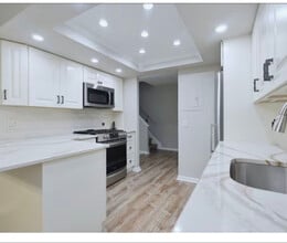 41 Wellington Ct in Staten Island, NY - Building Photo - Building Photo