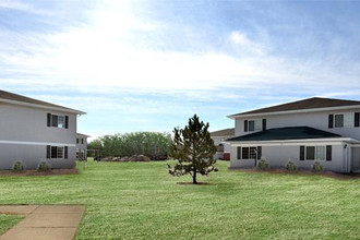 Cedar Pointe Apartments in Rhinelander, WI - Foto de edificio - Building Photo