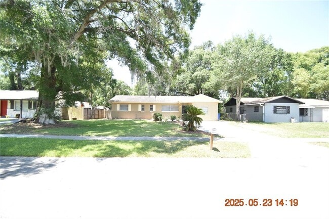property at 4432 Tarpon Dr