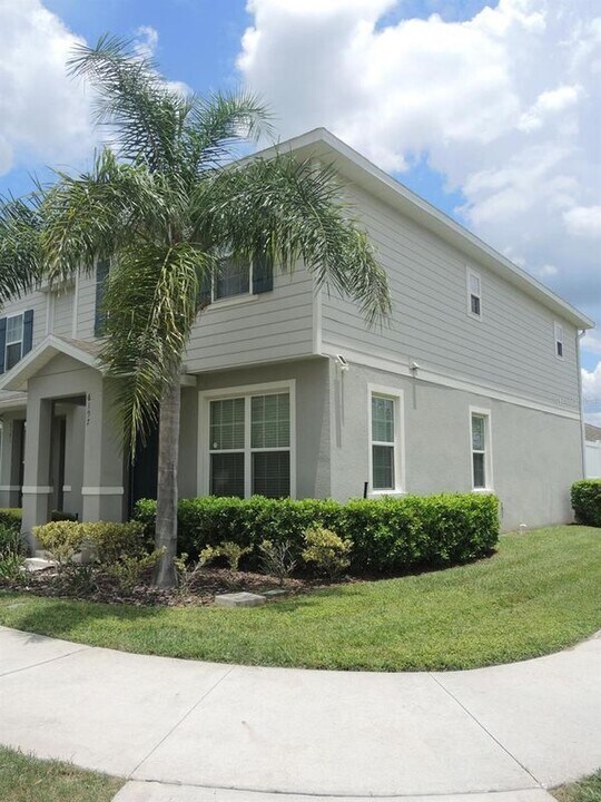 6197 Elfin Herb Wy in Winter Garden, FL - Building Photo