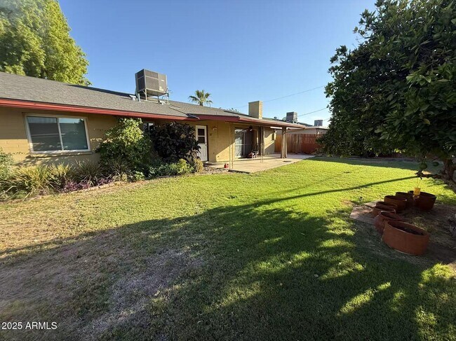 1162 E Alameda Dr in Tempe, AZ - Building Photo - Building Photo