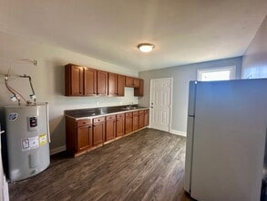 716 Miller Rd in Sumter, SC - Building Photo - Building Photo