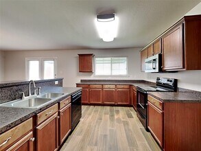 219 Stable Dr in Waxahachie, TX - Building Photo - Building Photo