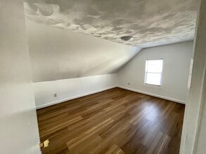 23 Kimberly Ave in West Haven, CT - Building Photo - Building Photo