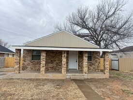 815 Graham Ave in Odessa, TX - Building Photo