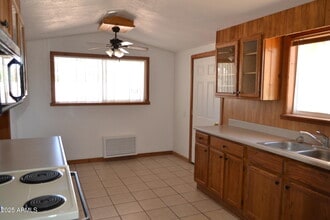 677 S Warner Dr in Apache Junction, AZ - Building Photo - Building Photo