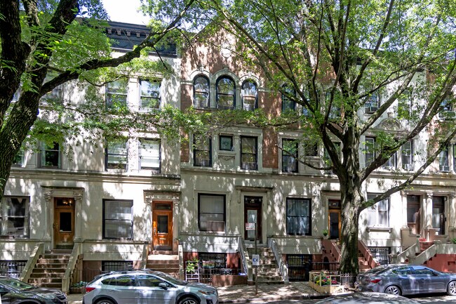 22 Hamilton Ter in New York, NY - Building Photo - Building Photo