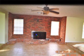 15314 Indian Head Dr in Tampa, FL - Building Photo - Building Photo