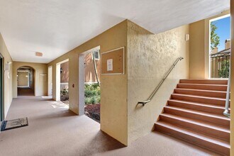 11760 St Andrews Place, Unit 204 in Wellington, FL - Building Photo - Building Photo