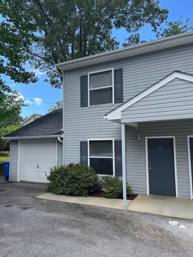 property at 1297 N Main St