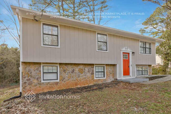 4631 Big Valley Rd in Stone Mountain, GA - Building Photo - Building Photo