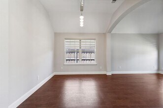 8002 Wilmington Dr in Rowlett, TX - Building Photo - Building Photo