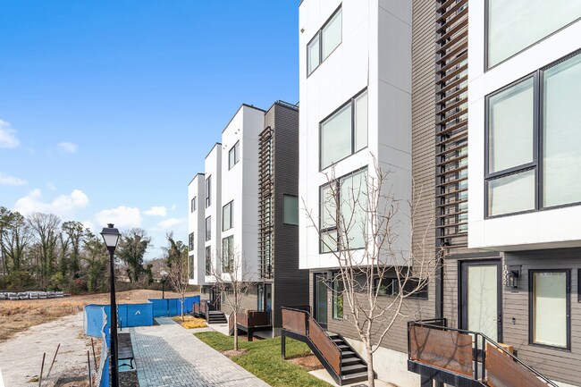 property at 512 Gordon St