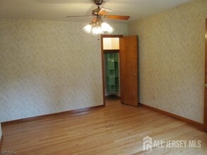 1818 W 4th St in Dunellen, NJ - Building Photo - Building Photo