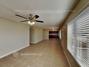 2022 W Windrose Dr in Phoenix, AZ - Building Photo - Building Photo