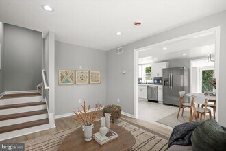 2917 E Lee Ave in Alexandria, VA - Building Photo - Building Photo