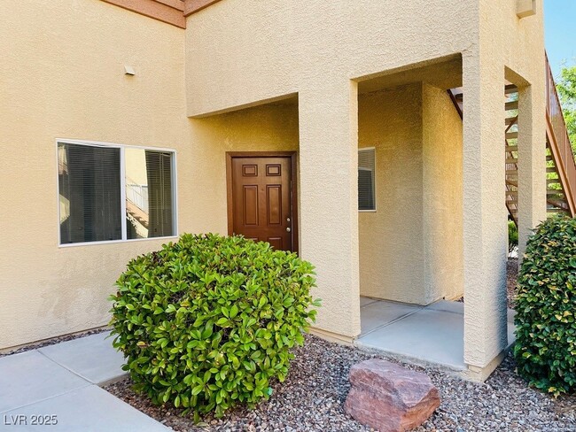 property at 1050 E Cactus Ave