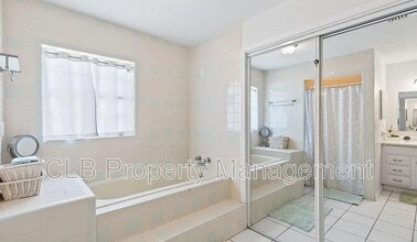 1429 Edgewater Rd in Daytona Beach, FL - Building Photo - Building Photo