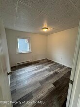 100 N Van Buren Ave in Scranton, PA - Building Photo - Building Photo