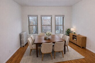 6901 S Crandon Ave in Chicago, IL - Building Photo - Building Photo