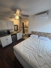 1624 Coral Way in Largo, FL - Building Photo - Building Photo