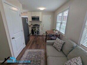 2130 Sovereign St in Durham, NC - Building Photo - Building Photo