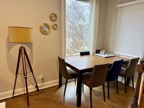 2506 N Greenview Ave in Chicago, IL - Building Photo - Building Photo