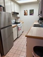 4584 Felton St in San Diego, CA - Foto de edificio - Building Photo