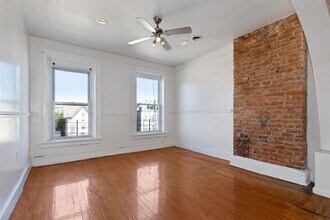 362 Pacific Ave-Unit -3 in Jersey City, NJ - Building Photo - Building Photo