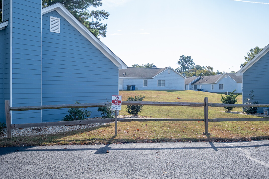 MILLBROOK POINTE in Raleigh, NC - Building Photo