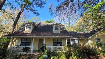 4318 NW 76th Terrace in Gainesville, FL - Building Photo