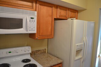 3812 El Cerrito Pl in Alexandria, VA - Building Photo - Building Photo