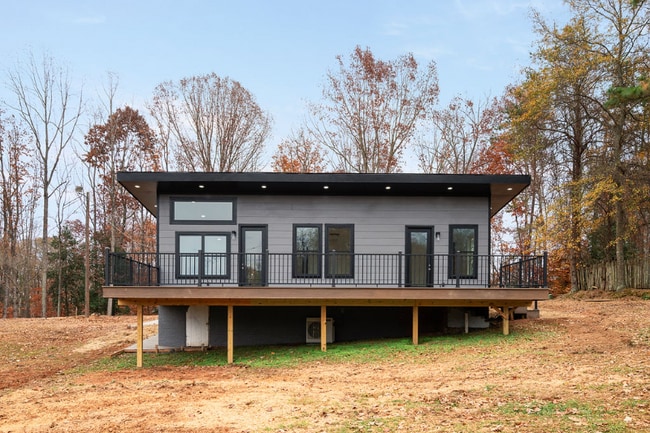 property at 92 Riverside Dr