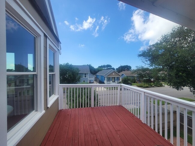 property at 2223 35th St