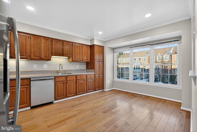 8408 Millwood Dr in West Springfield, VA - Building Photo - Building Photo