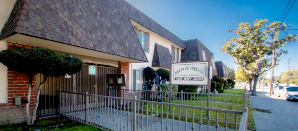 Santa Fe Springs Apartments in Santa Fe Springs, CA - Building Photo