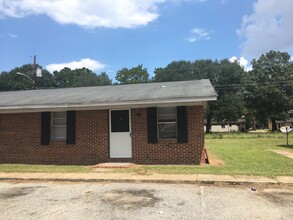 2220 S Madison St in Albany, GA - Building Photo - Building Photo