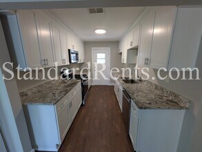 1770 Wenlock St NW in Atlanta, GA - Building Photo - Building Photo