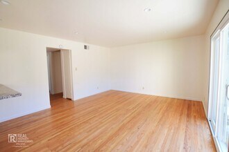 2041 36th Ave-Unit -#3 in Oakland, CA - Building Photo - Building Photo