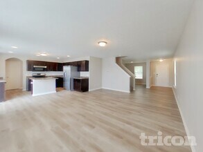 818 Westpointe Dr in Shelbyville, IN - Building Photo - Building Photo