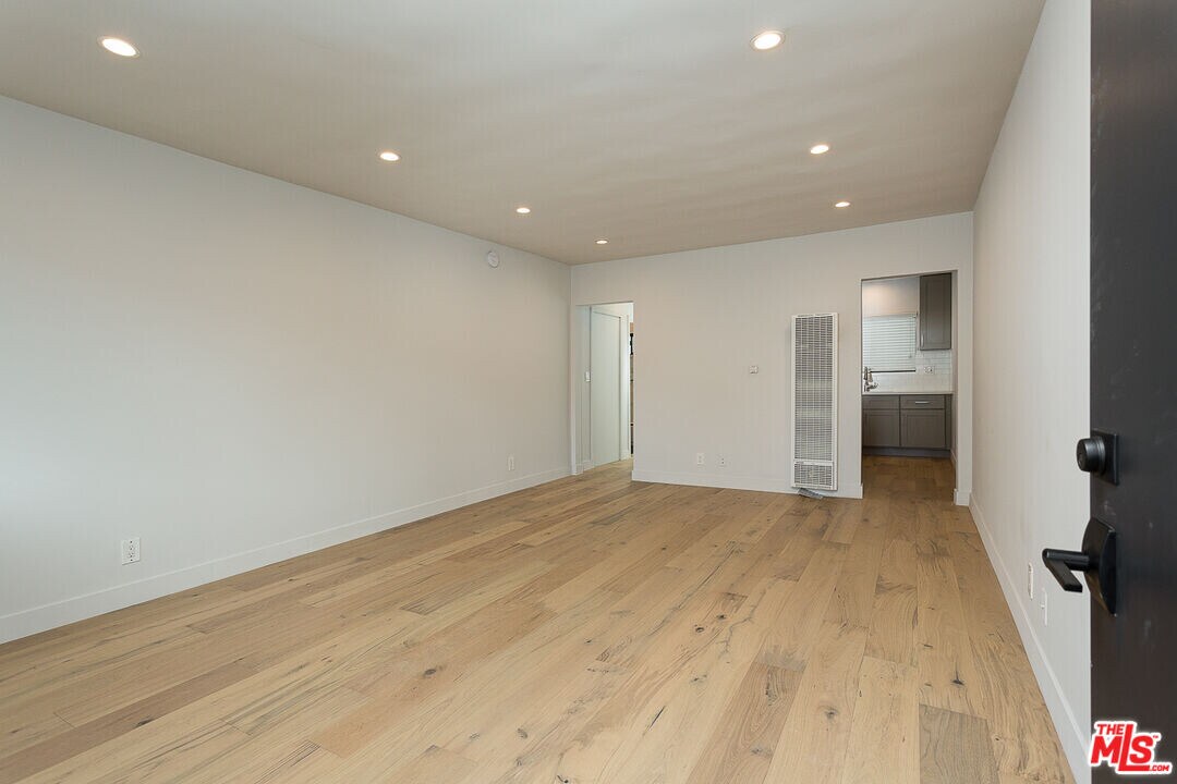 11680 W Ohio Ave in Los Angeles, CA - Building Photo