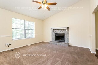 6106 Yoni Dr, Unit 310 in Douglasville, GA - Building Photo - Building Photo