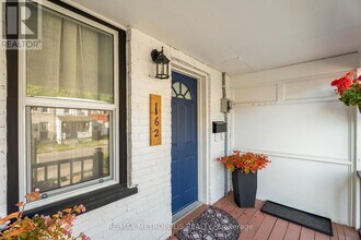 162 Olive Ave in Oshawa, ON - Building Photo - Building Photo