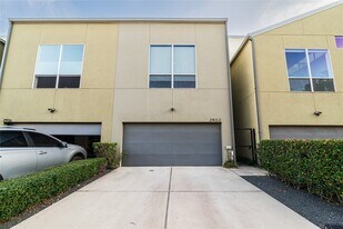 2932 Cline St in Houston, TX - Building Photo