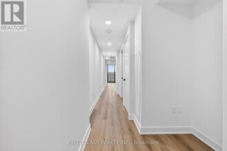 758 Dovercourt Rd in Toronto, ON - Building Photo - Building Photo