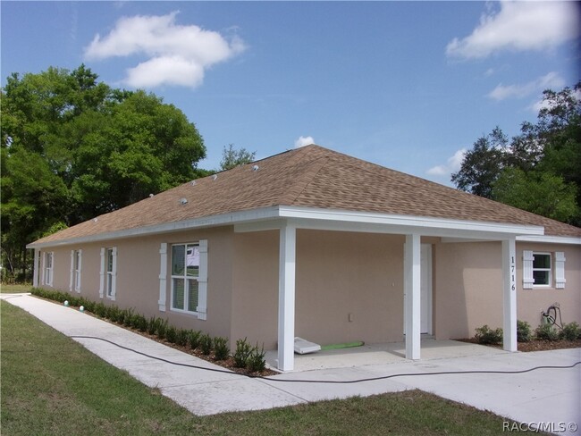 property at 1716 Tuttle St