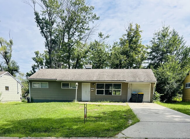 property at 7609 E 112th St